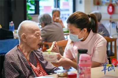 廣東 織密關(guān)愛(ài)網(wǎng)絡(luò)，2023年底前基本建立特殊困難老年人探訪關(guān)愛(ài)服務(wù)機(jī)制